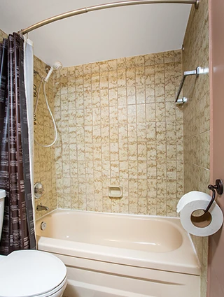 An image of a bathroom before renovation